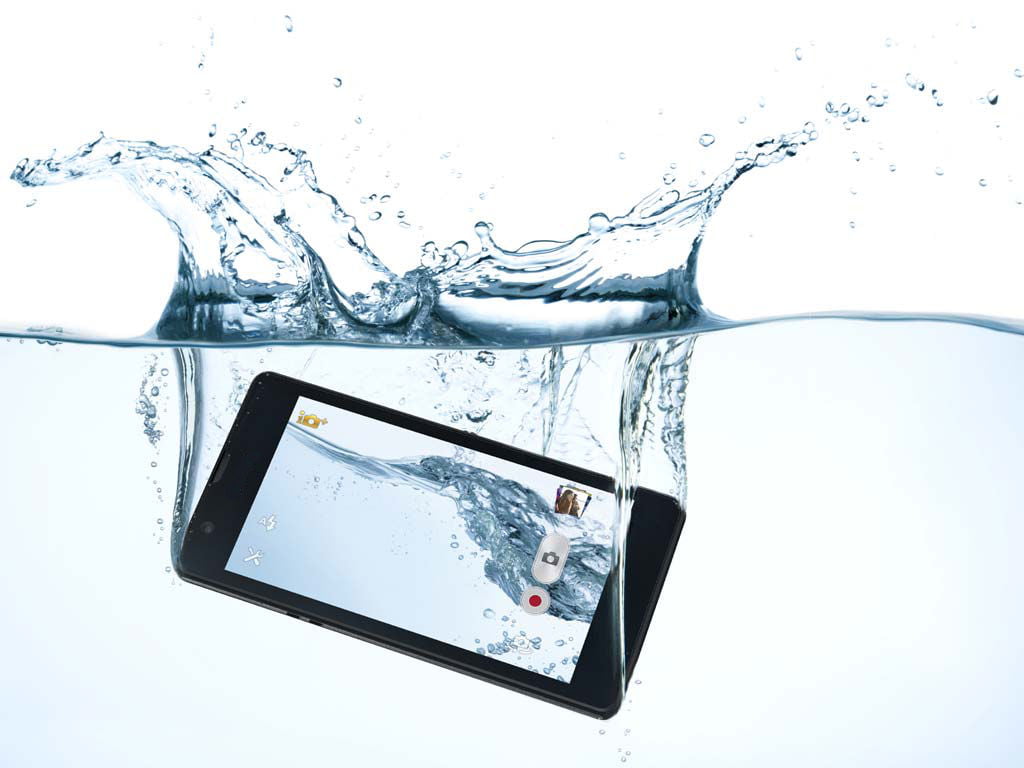 Bring-Life-to-Wet-Smart-phones2